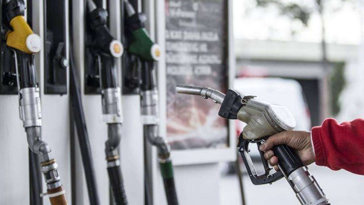 Geçen haftaki zam yetmedi: Bu gece benzine bir zam daha geliyor! İşte yansıyacak miktar 6